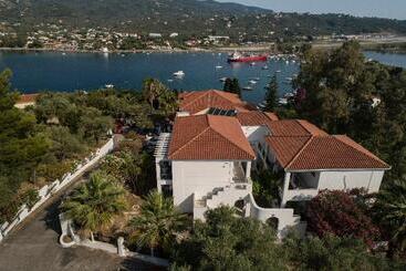 هتل Anamar Skiathos