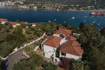 هتل Anamar Skiathos