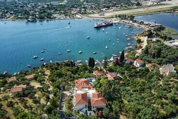 هتل Anamar Skiathos