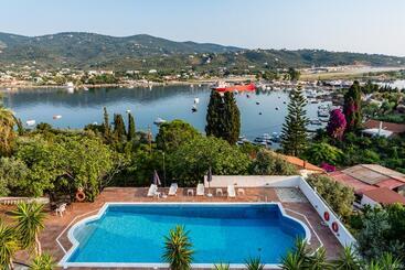هتل Anamar Skiathos