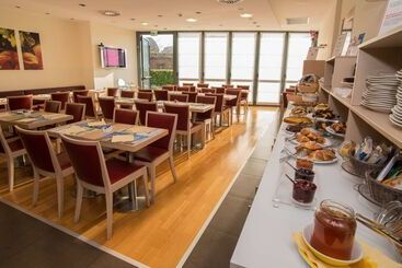 هتل Best Western  Palace Inn