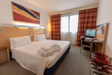 هتل Best Western  Palace Inn