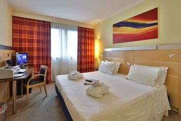 هتل Best Western  Palace Inn