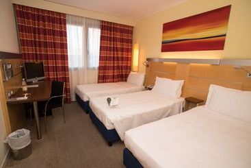 هتل Best Western  Palace Inn