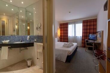 هتل Best Western  Palace Inn