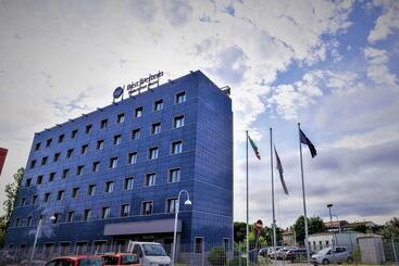 هتل Best Western  Palace Inn