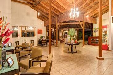 هتل Casa Conde Del Mar