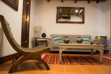 هتل Casa De Adobe Gallery & Luxury Boutique