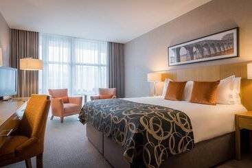 Clayton Hotel Cork City