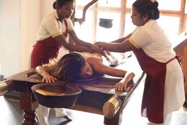 هتل Coconut Lagoon Kumarakom  A Cgh Earth Experience