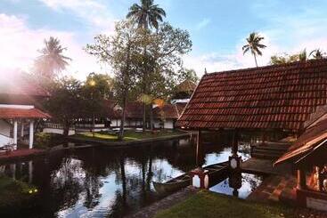 هتل Coconut Lagoon Kumarakom  A Cgh Earth Experience