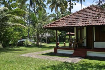هتل Coconut Lagoon Kumarakom  A Cgh Earth Experience