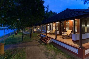 هتل Coconut Lagoon Kumarakom  A Cgh Earth Experience
