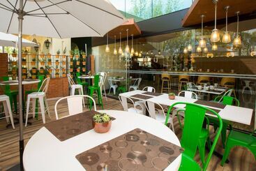 هتل Courtyard Toluca Airport
