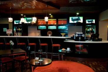 هتل Courtyard Toluca Airport