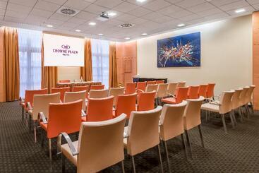 هتل Crowne Plaza Padova, An Ihg