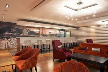 هتل Garden Court Nelson Mandela Boulevard