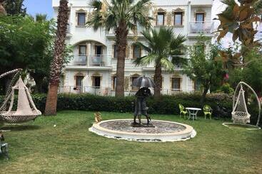 هتل Golden Beach Bodrum By Jura   All Inclusive