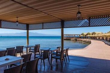 هتل Golden Beach Bodrum By Jura   All Inclusive
