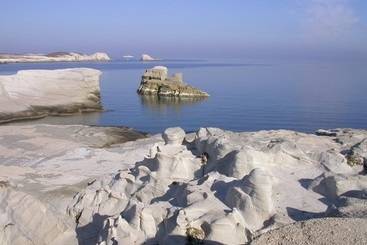 Golden Milos Beach - Milos