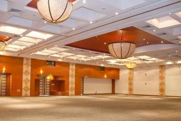 هتل Holiday Inn   Villahermosa Aeropuerto, An Ihg