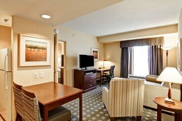 هتل Homewood Suites By Hilton Toronto Mississauga