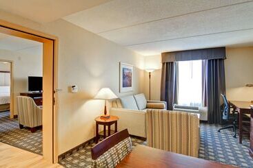هتل Homewood Suites By Hilton Toronto Mississauga
