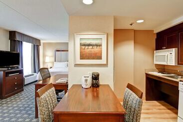 هتل Homewood Suites By Hilton Toronto Mississauga