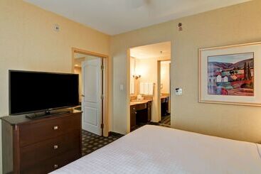 هتل Homewood Suites By Hilton Toronto Mississauga