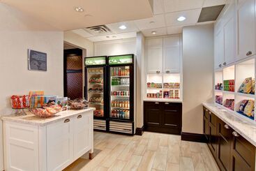 هتل Homewood Suites By Hilton Toronto Mississauga