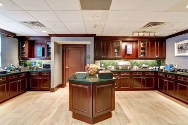 هتل Homewood Suites By Hilton Toronto Mississauga