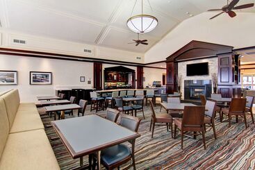 هتل Homewood Suites By Hilton Toronto Mississauga