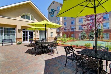 هتل Homewood Suites By Hilton Toronto Mississauga