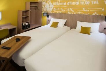 酒店 Ibis Styles Carcassonne La Cité