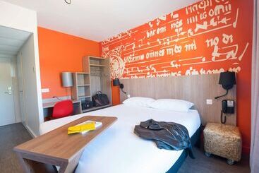 酒店 Ibis Styles Carcassonne La Cité