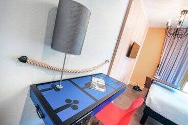 酒店 Ibis Styles Carcassonne La Cité