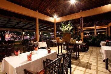 هتل Khaolak Merlin Resort