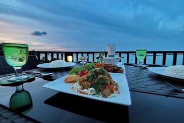 هتل Merit Resort Samui