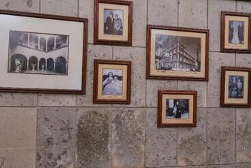 Отель Morales Historical & Colonial Downtown Core