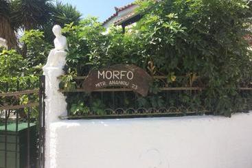 هتل Pettite Morfo