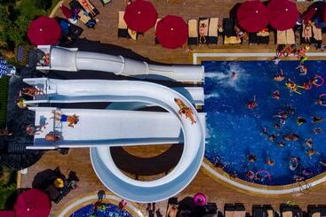 Noxinn Deluxe Hotel   All Inclusive