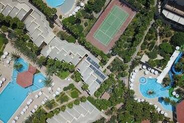 هتل Oscar Resort