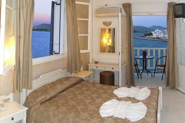 酒店 Pandrossos