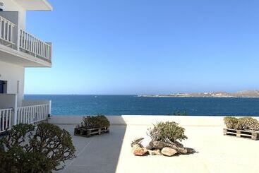酒店 Pandrossos