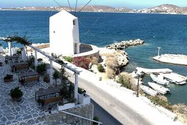هتل Pandrossos
