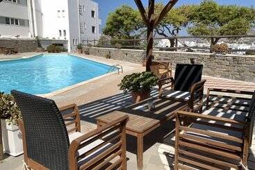 酒店 Pandrossos