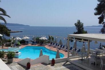 هتل Paradise