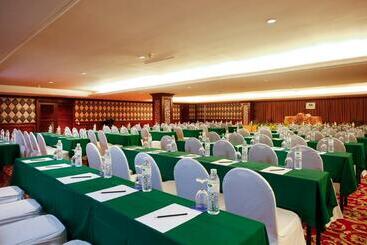 Phuket Graceland Resort and Spa
