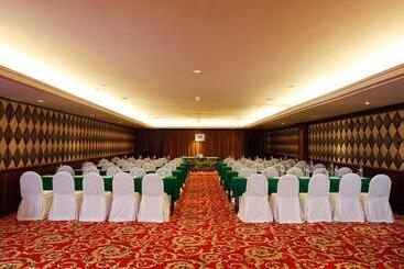 Phuket Graceland Resort and Spa