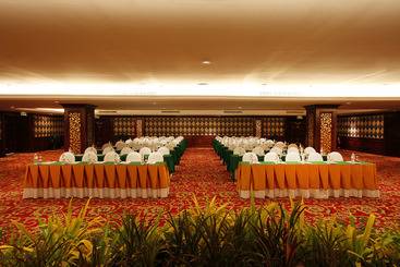 Phuket Graceland Resort and Spa